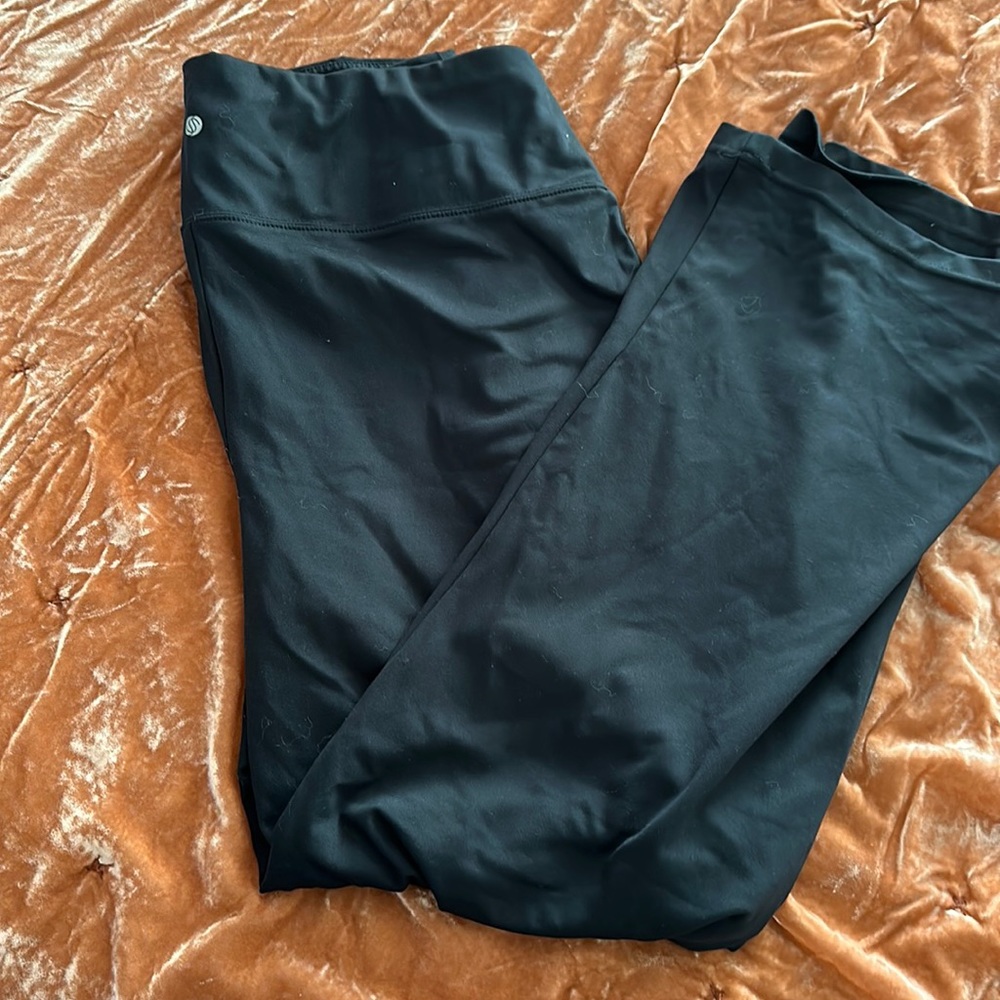 Thick yoga pants